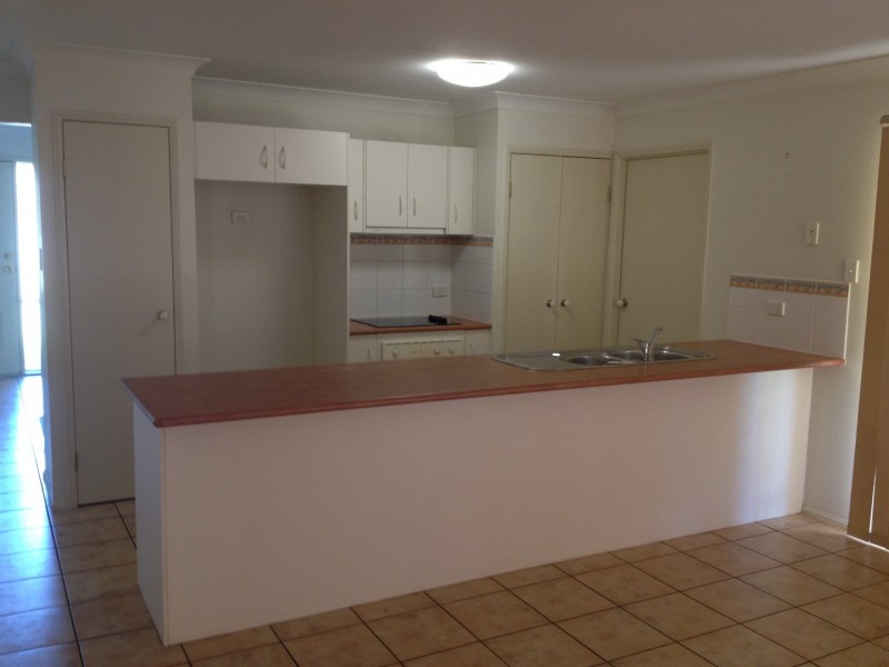 3 Elizabeth Place, Brighton QLD 4017