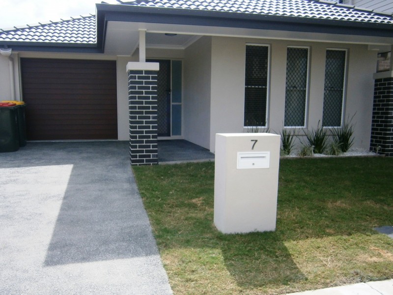 7 Windjana Crescent, Fitzgibbon QLD 4018