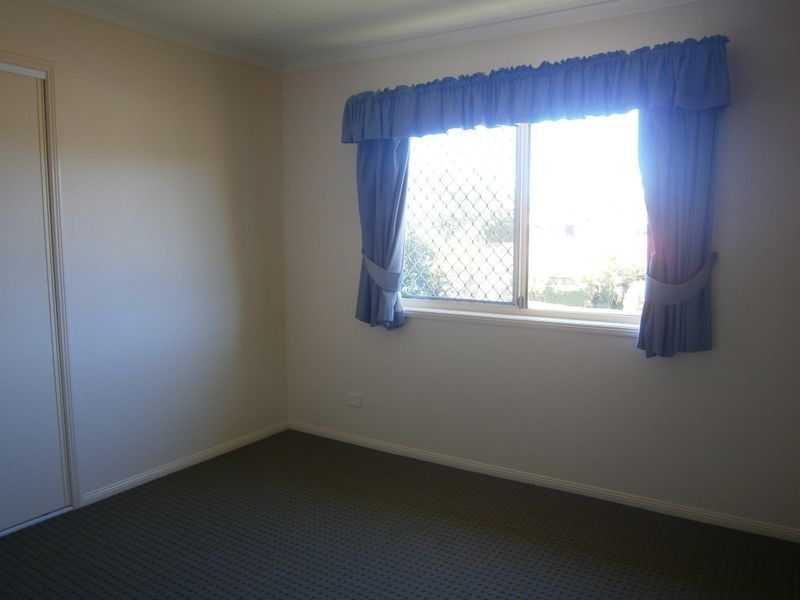 2 Glendore Court, Eatons Hill QLD 4037