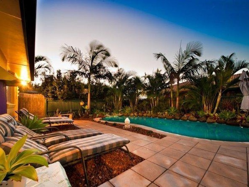 3 Pine Tree Close, Fitzgibbon QLD 4018