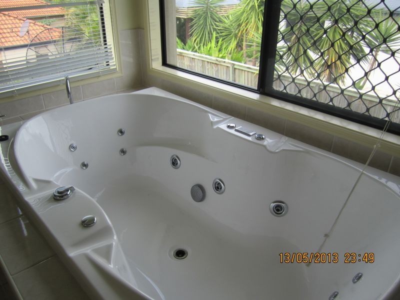 20 Trequanda Place, Bridgeman Downs QLD 4035