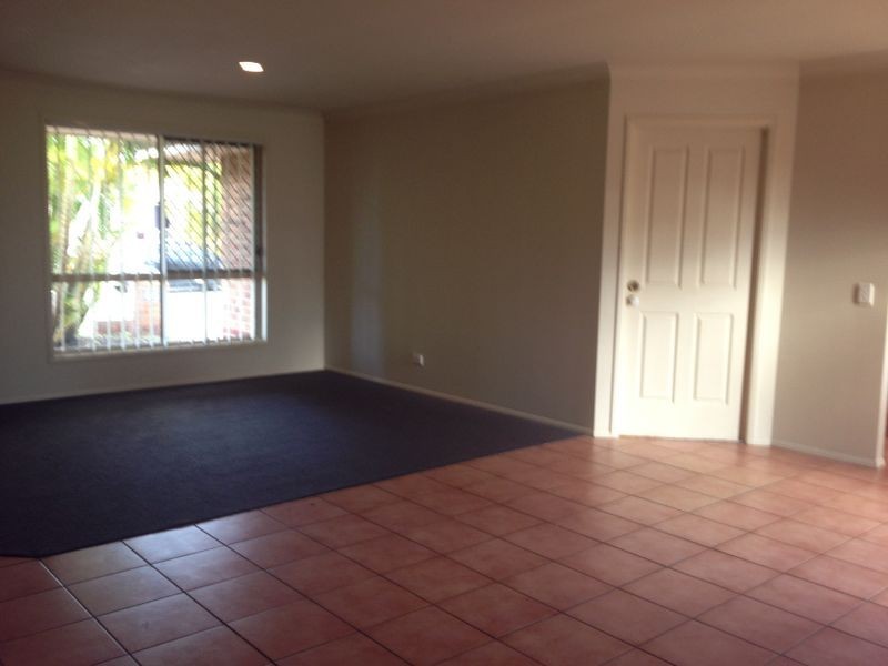 106 Silkyoak Cct, Fitzgibbon QLD 4018