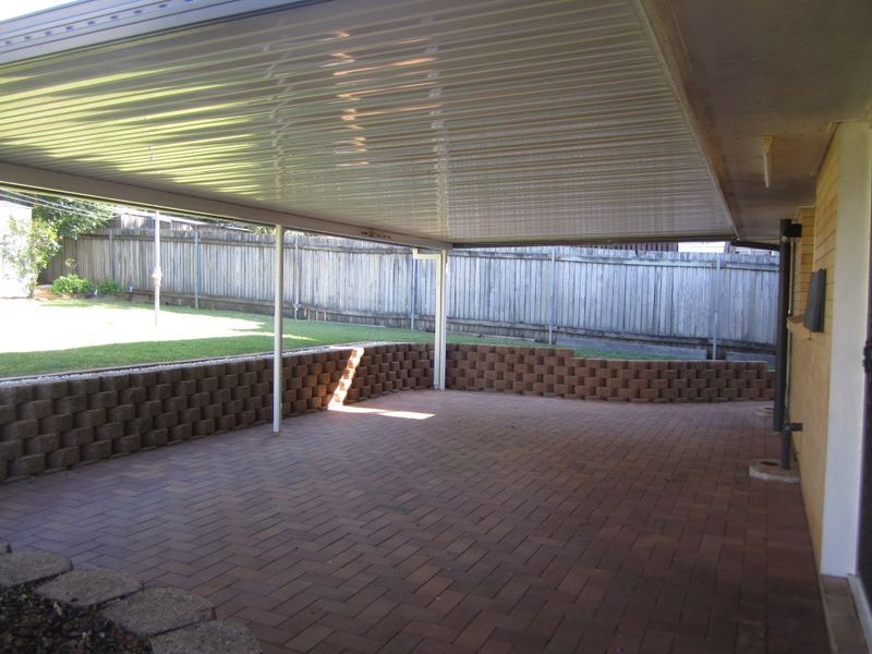 4 Gawain Road, Bracken Ridge QLD 4017