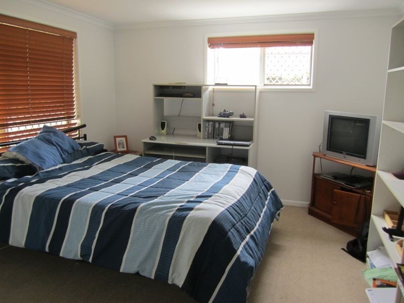 4 Stephen Street, Albany Creek QLD 4035