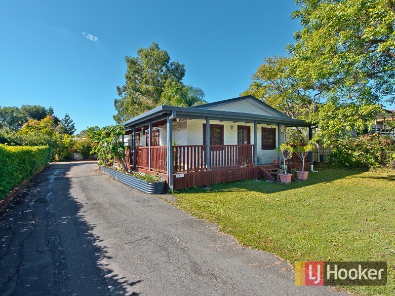 92 Landsboro Avenue, Boondall QLD 4034