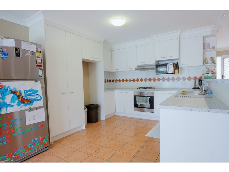 18 Homeworld Drive, Narangba QLD 4504