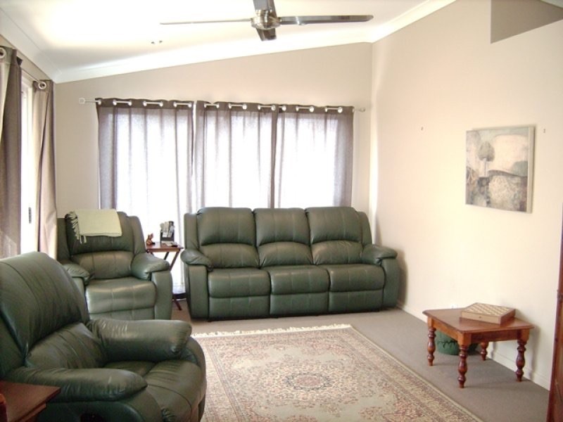 18 Homeworld Drive, Narangba QLD 4504