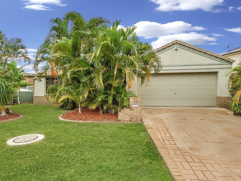 73 Silkyoak Circuit, Fitzgibbon QLD 4018