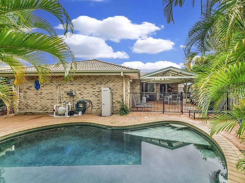 73 Silkyoak Circuit, Fitzgibbon QLD 4018