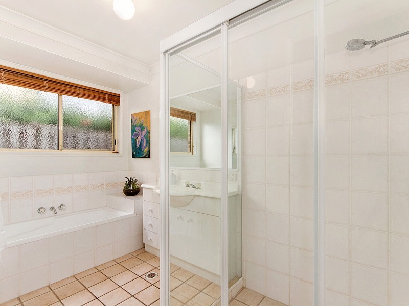 73 Silkyoak Circuit, Fitzgibbon QLD 4018