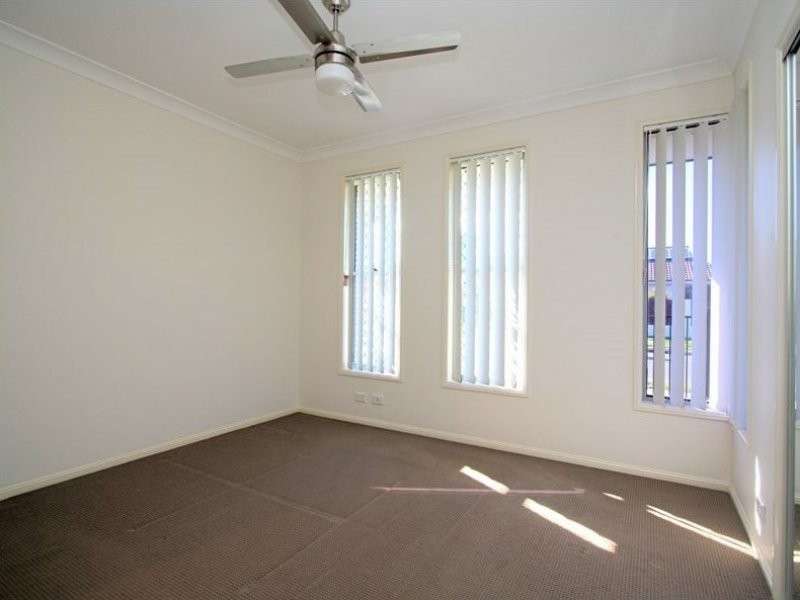 18 Diamantina Cres, Fitzgibbon QLD 4018