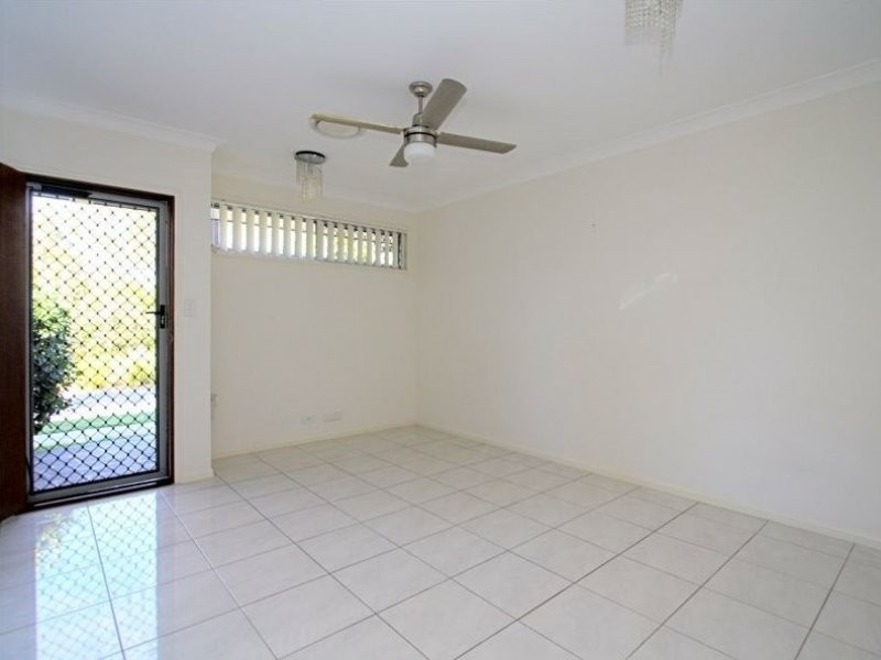 18 Diamantina Cres, Fitzgibbon QLD 4018