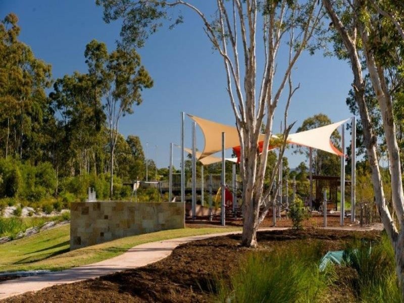 18 Diamantina Cres, Fitzgibbon QLD 4018