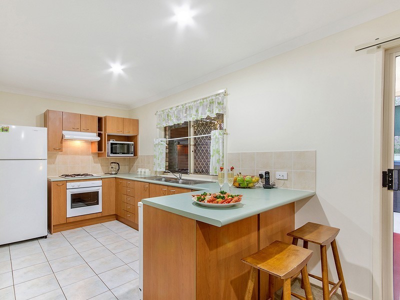 75 Cambridge Crescent, Fitzgibbon QLD 4018