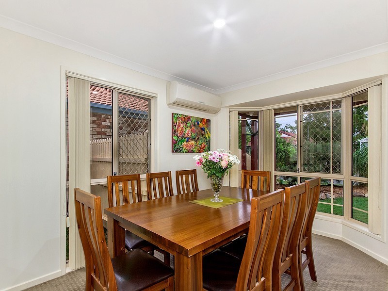 75 Cambridge Crescent, Fitzgibbon QLD 4018