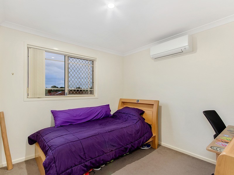 75 Cambridge Crescent, Fitzgibbon QLD 4018