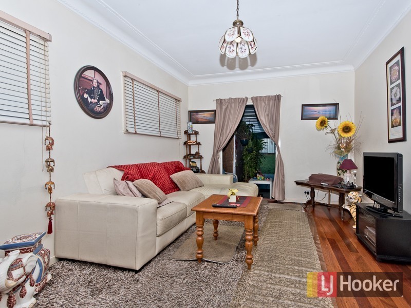 27 Zeehan Street, Wavell Heights QLD 4012