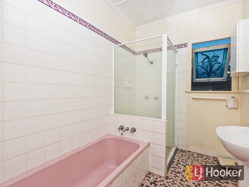 27 Zeehan Street, Wavell Heights QLD 4012