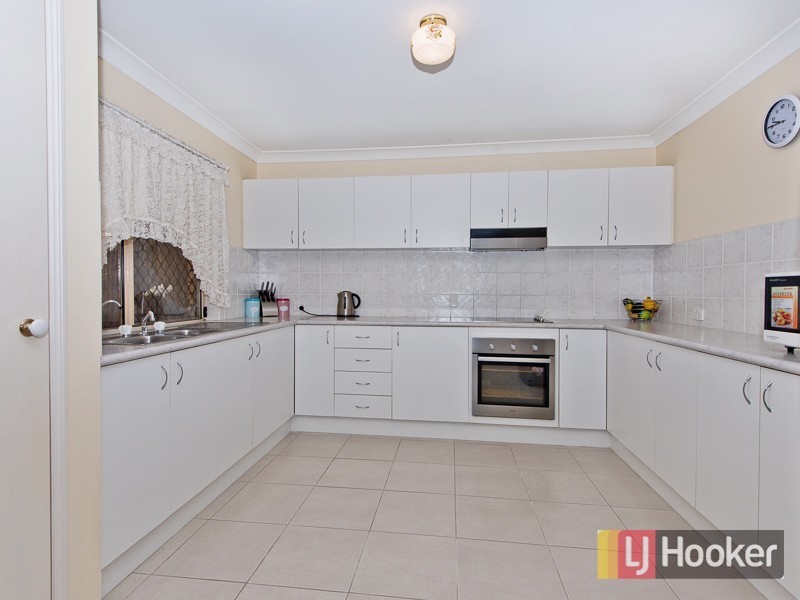84 Silkyoak Circuit, Fitzgibbon QLD 4018