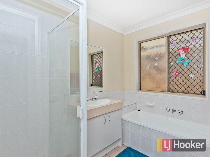 84 Silkyoak Circuit, Fitzgibbon QLD 4018