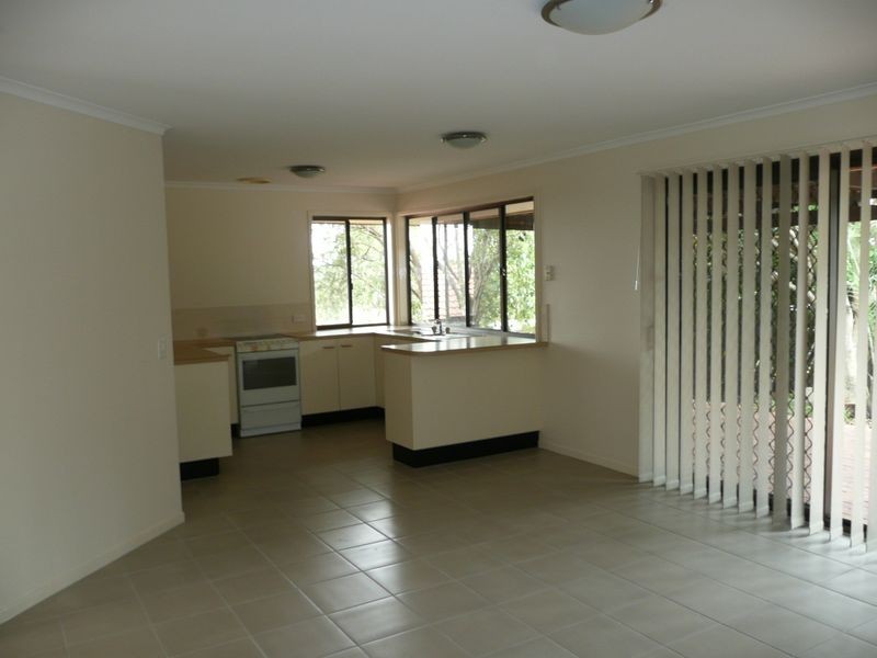 5 Cathy Court, Albany Creek QLD 4035