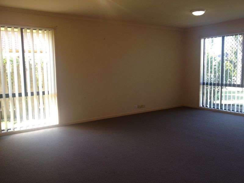 7 Applegum Place, Fitzgibbon QLD 4018