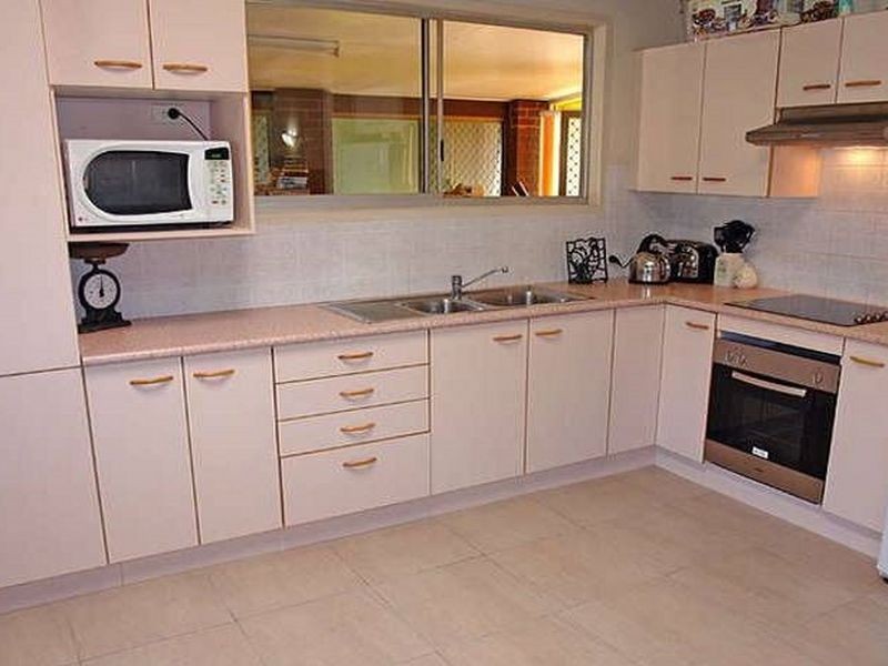 27 Greenore Street, Bracken Ridge QLD 4017