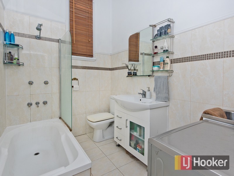 2 Lower Clifton Terrace, Red Hill QLD 4059