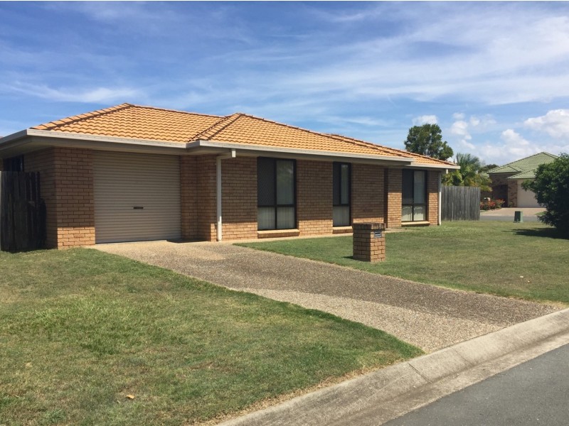 8 Applegum Place, Fitzgibbon QLD 4018