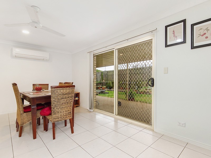 22 Riverbend Crescent, Morayfield QLD 4506