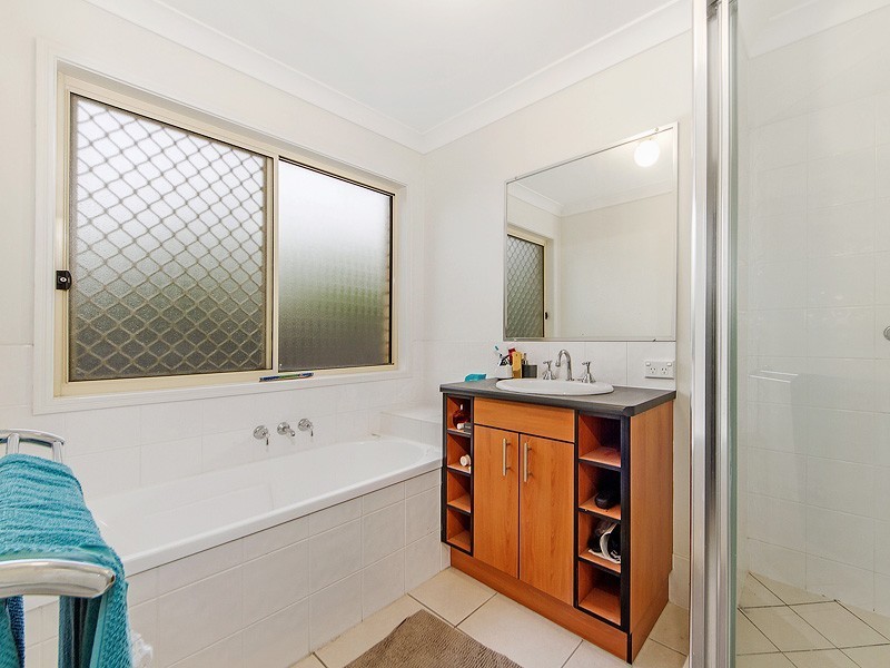 22 Riverbend Crescent, Morayfield QLD 4506