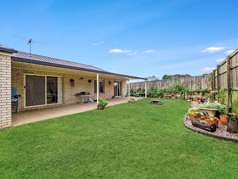 22 Riverbend Crescent, Morayfield QLD 4506