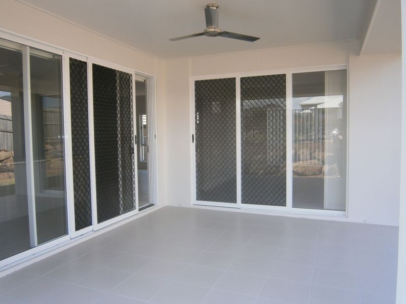 17 Lomond Street, North Lakes QLD 4509