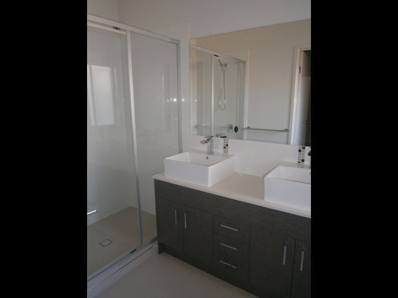 17 Lomond Street, North Lakes QLD 4509