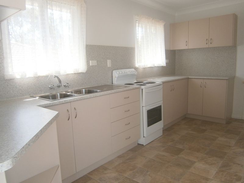 28 Centre Street, Aspley QLD 4034