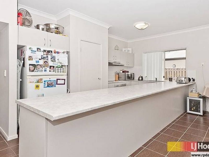 62 Petrie Crescent, Aspley QLD 4034