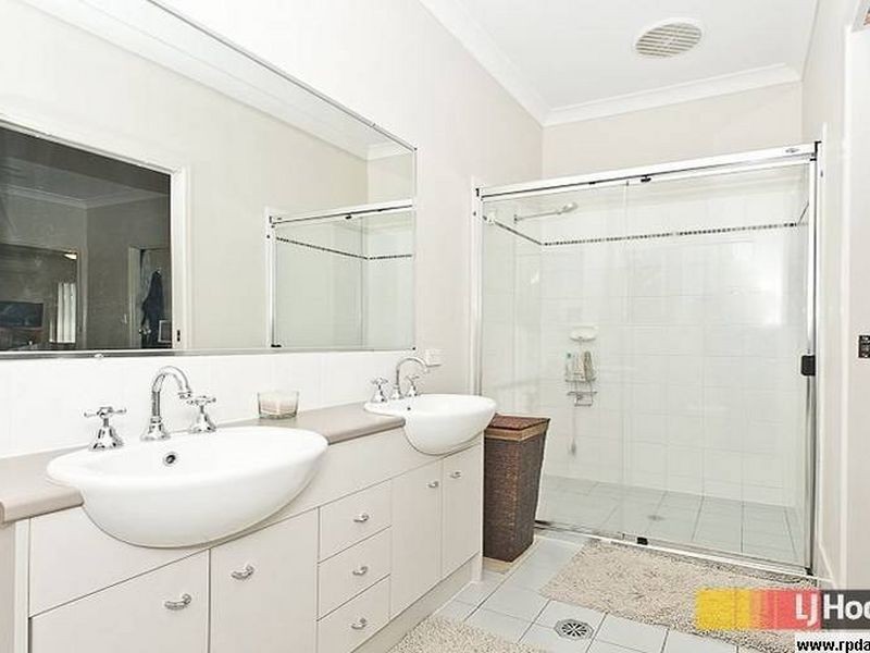 62 Petrie Crescent, Aspley QLD 4034