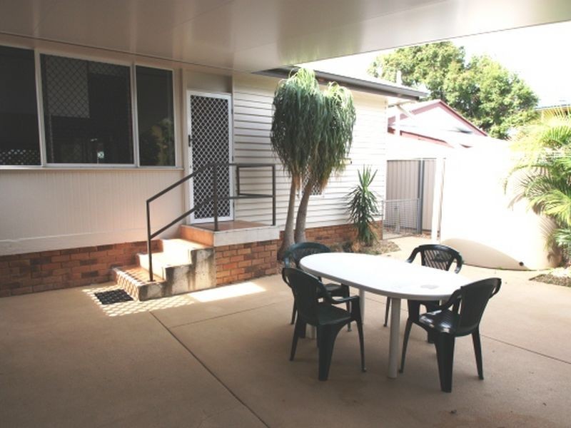 25 Fourteenth Avenue, Sandgate QLD 4017