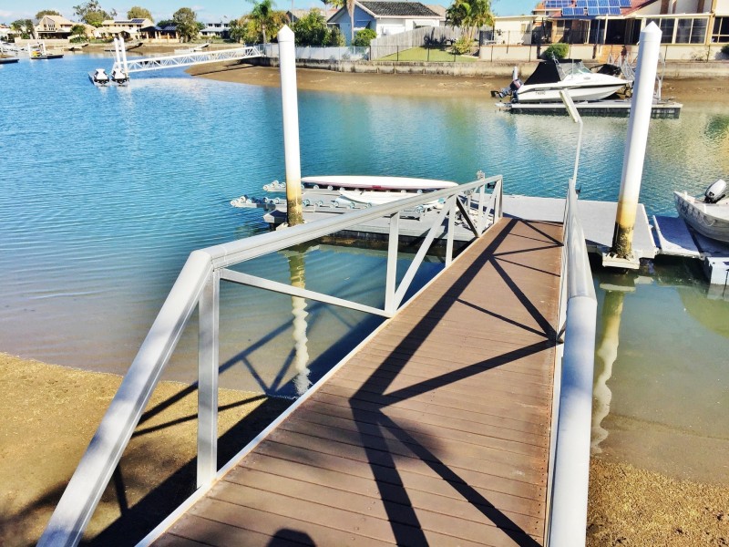 9 Reliance Court, Newport QLD 4020