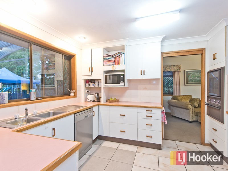 6 Bartle Frere Street, Aspley QLD 4034