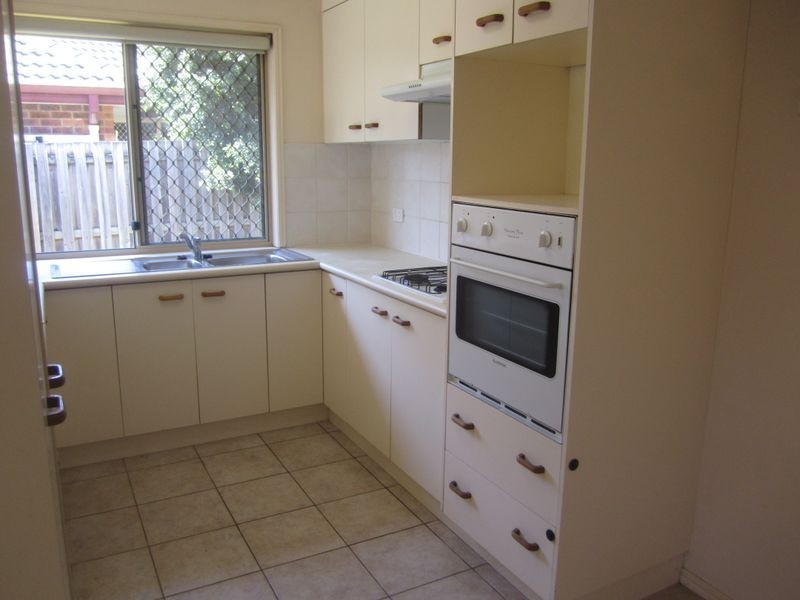 25 Manitoba Place, Wavell Heights QLD 4012