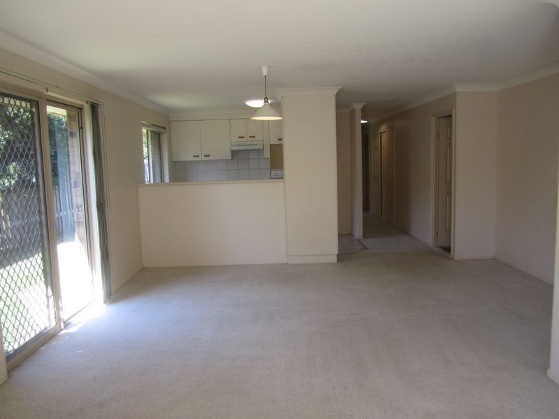 25 Manitoba Place, Wavell Heights QLD 4012