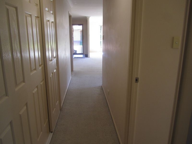 25 Manitoba Place, Wavell Heights QLD 4012