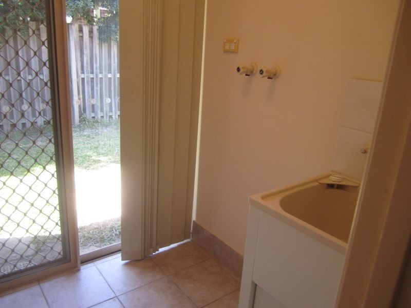 25 Manitoba Place, Wavell Heights QLD 4012