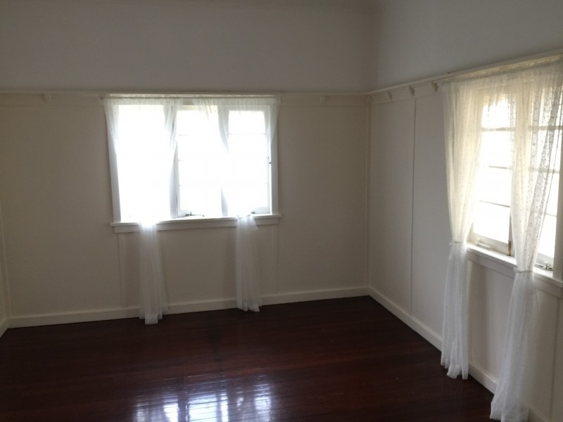 2/210 Flinders Parade, Sandgate QLD 4017