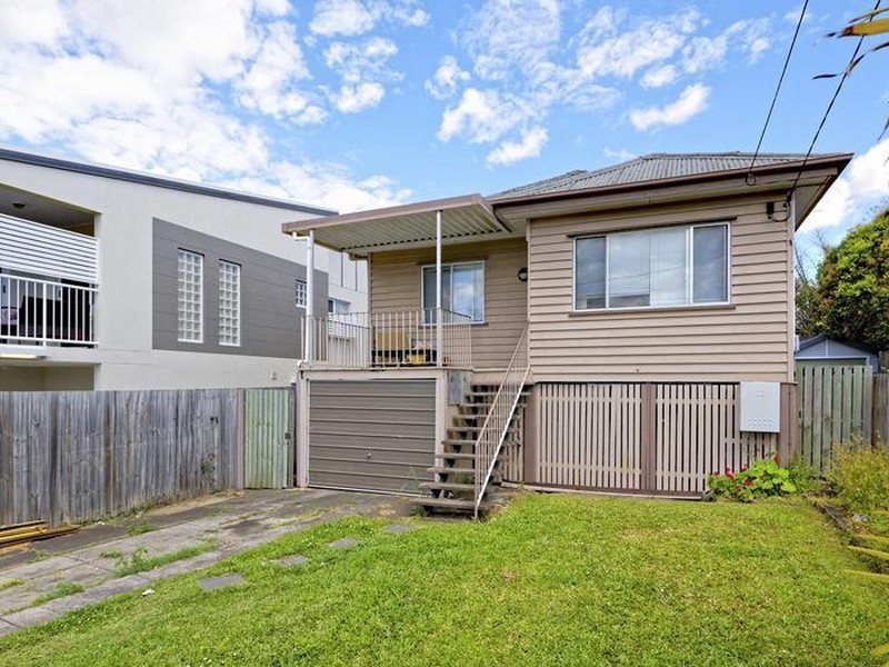 32 Church Road, Zillmere QLD 4034