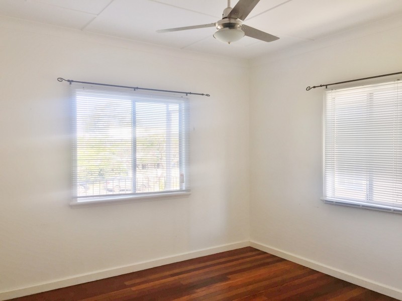 32 Church Road, Zillmere QLD 4034