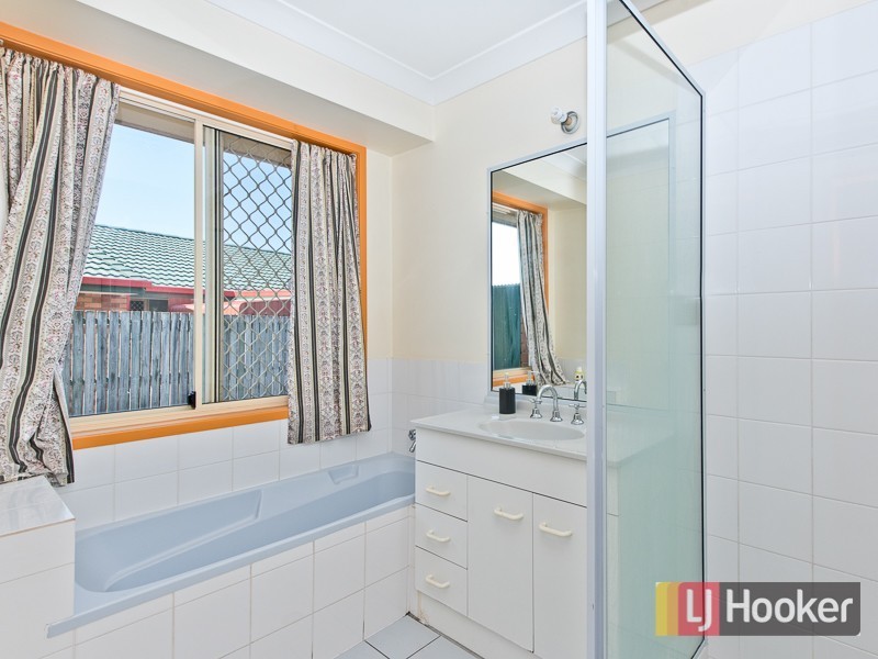 51 Silkyoak Circuit, Fitzgibbon QLD 4018