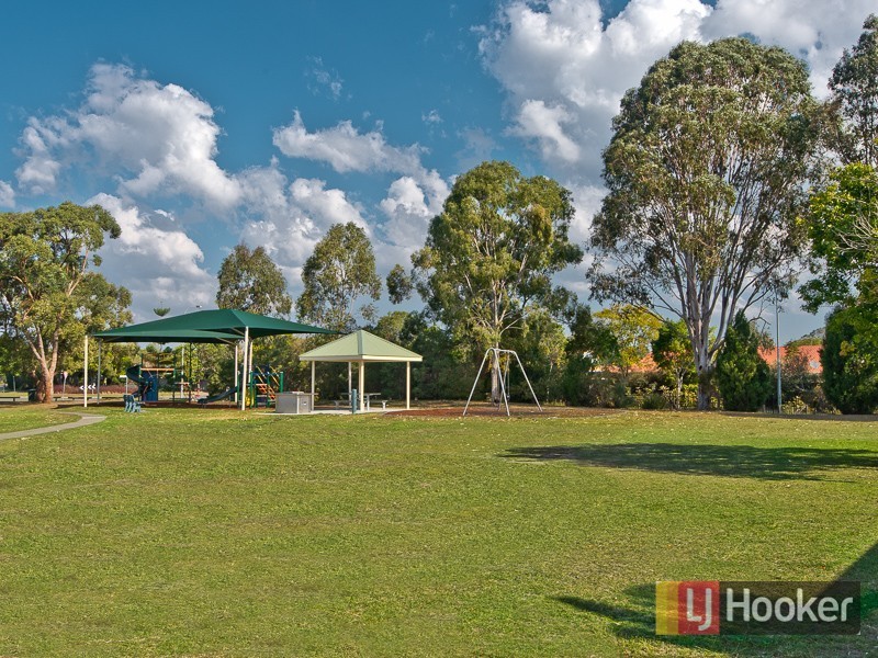 51 Silkyoak Circuit, Fitzgibbon QLD 4018