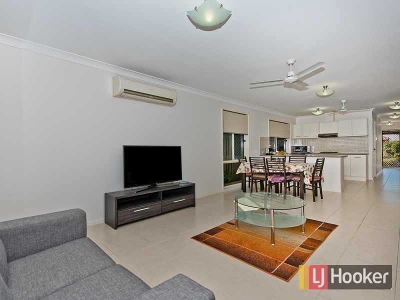 76 Diamantina Crescent, Fitzgibbon QLD 4018